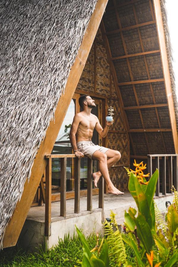 ゼネラル・ルナ Triangle Palms Siargaoヴィラ エクステリア 写真